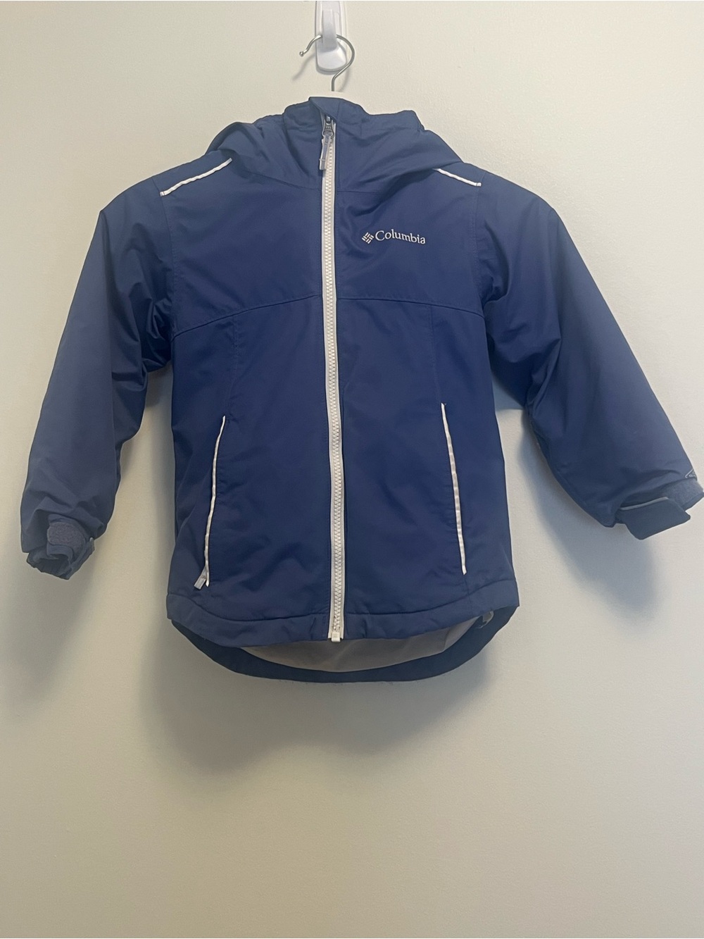 Columbia White and Blue Logo Outdoor Jacket